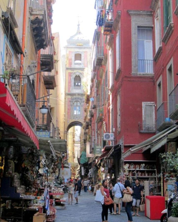 Suite San Gennaro Bis Napoli Bagian luar foto